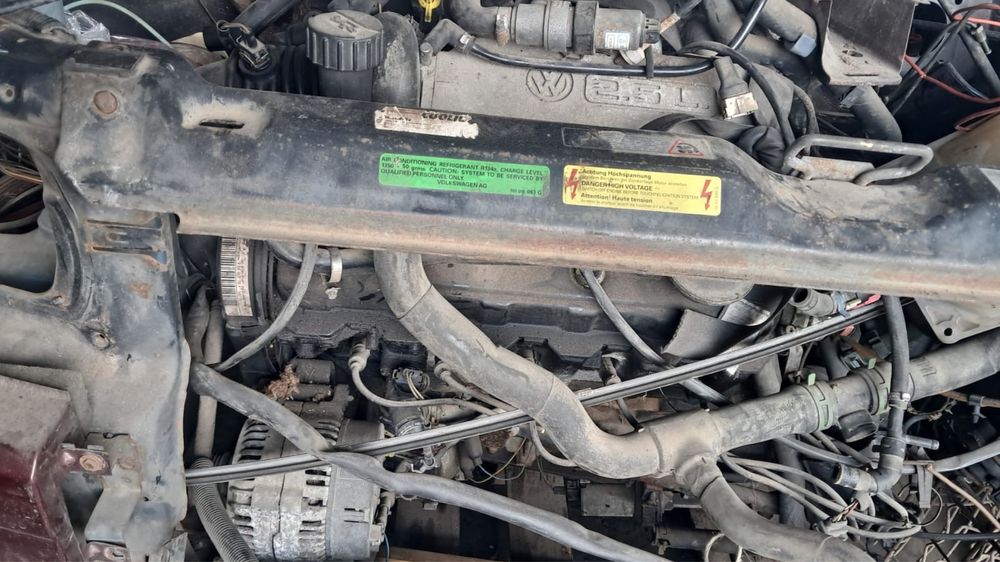 Т4 2.5 бензин мотор