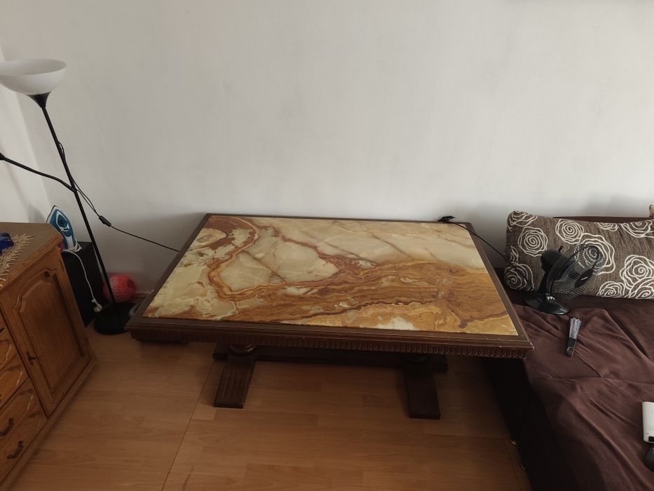 Masa lemn cu marmura