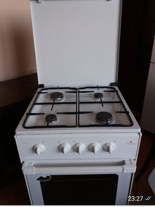 Газовая  плита Дарина