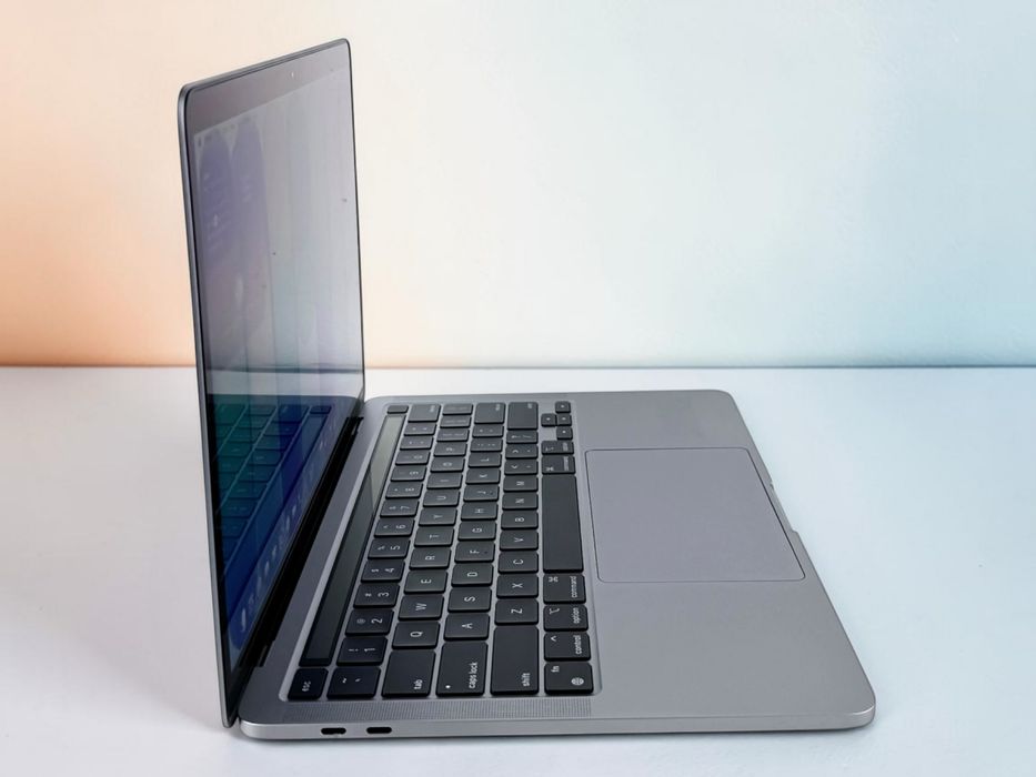Apple MacBook Pro 13" M1 16RAM 1TB Touch Bar 92% Батерия! Гаранция!