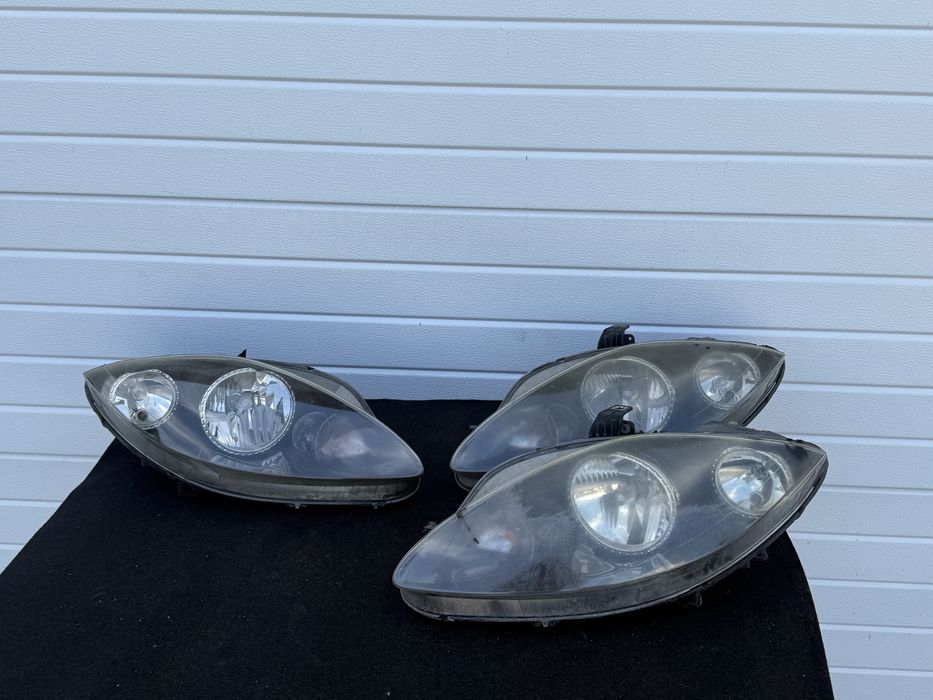 Far stanga far dreapta Seat Leon 1p