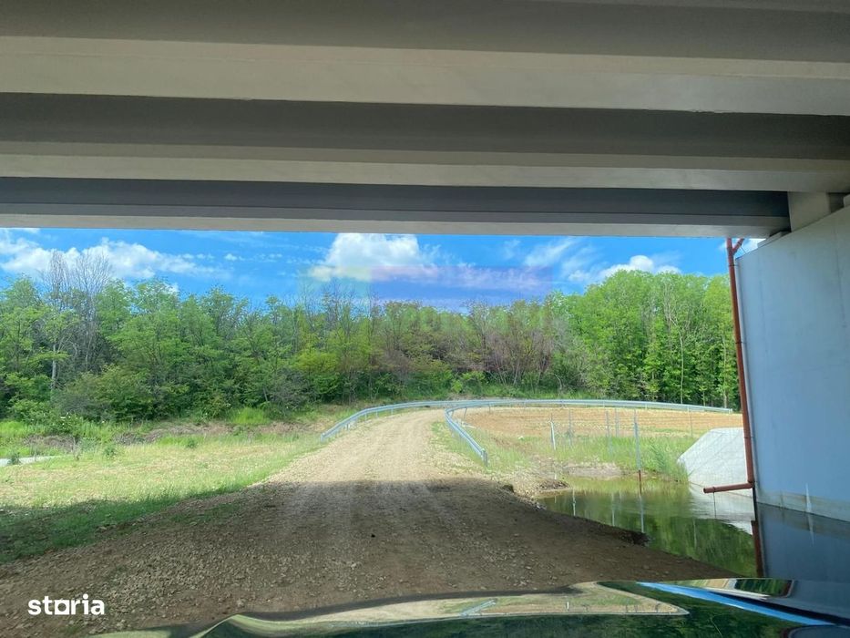 6,26 ha lângă DEx12 Pitești | 2,95 €/mp | acces DJ Pitești–Craiova