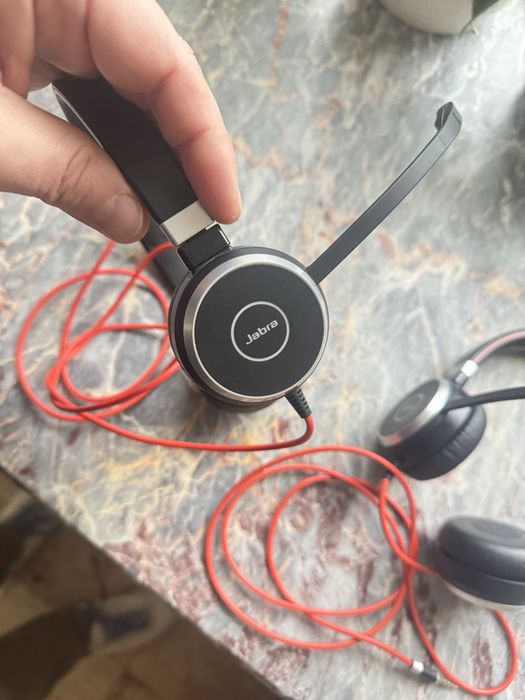 2 perechi casti audio Jabra