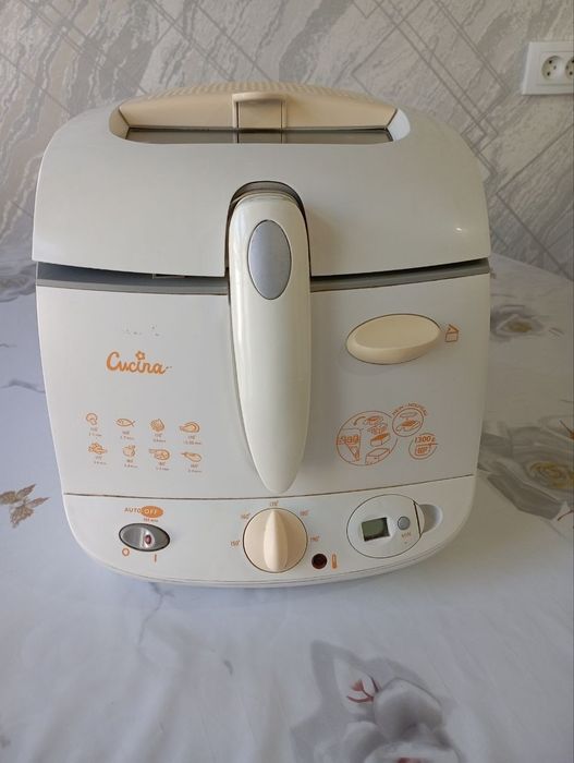 Фритюрница Philips