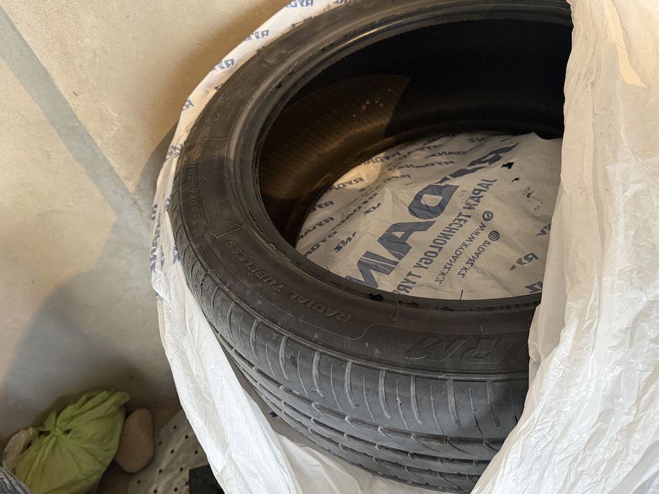 Продам летних шин 18 размера 2024 года