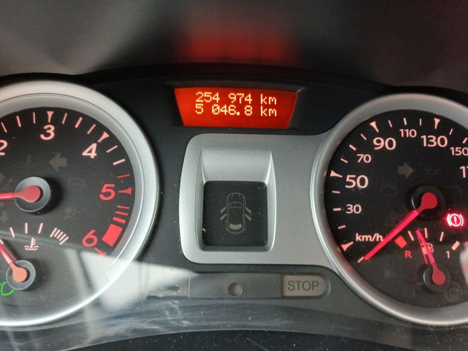 Vând Renault Clio Grandtour.