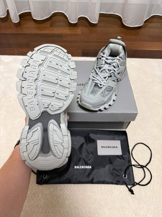Balenciaga track gri