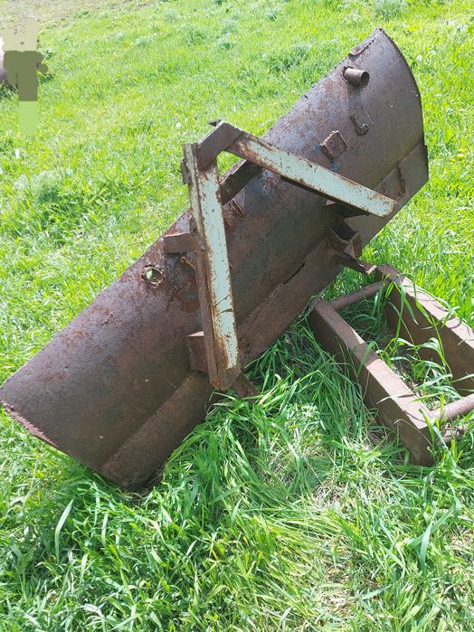 Лопата навесная продам