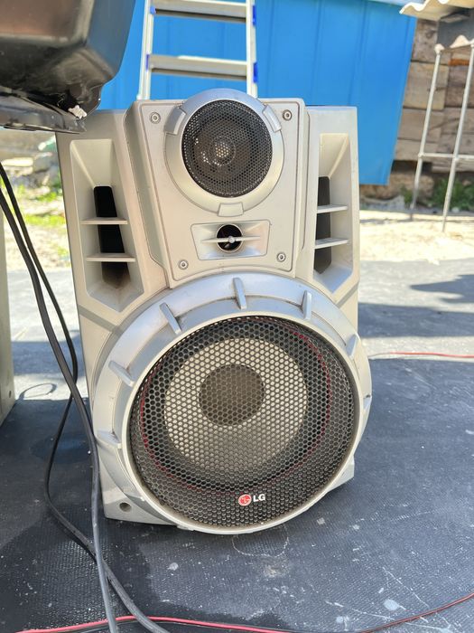 Телевизор LD и Музыкальный центр