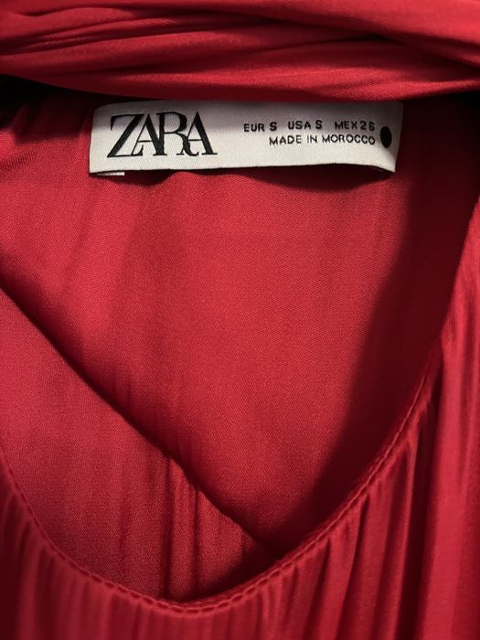 Рокля Zara червен сатен