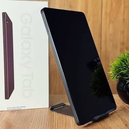 Samsung Tab A9.    128 ga 8 talik yili 2025
