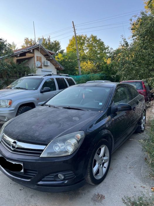 Opel Astra H  GTC 1.9 150