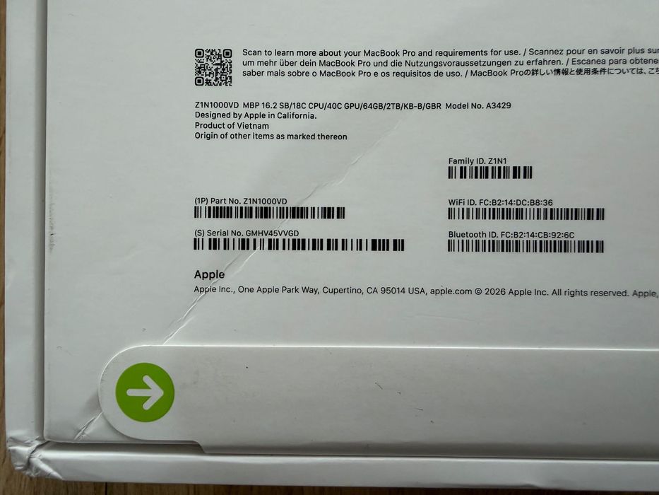 ЧИСТО НОВ MacBook Pro 16" M5 MAX Chip 18-CPU/40-GPU/64GB RAM/2TB SSD В ГАРАНЦИЯ 20.09.2029г