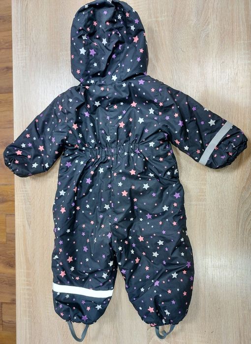 Продам комбинезон для девочки