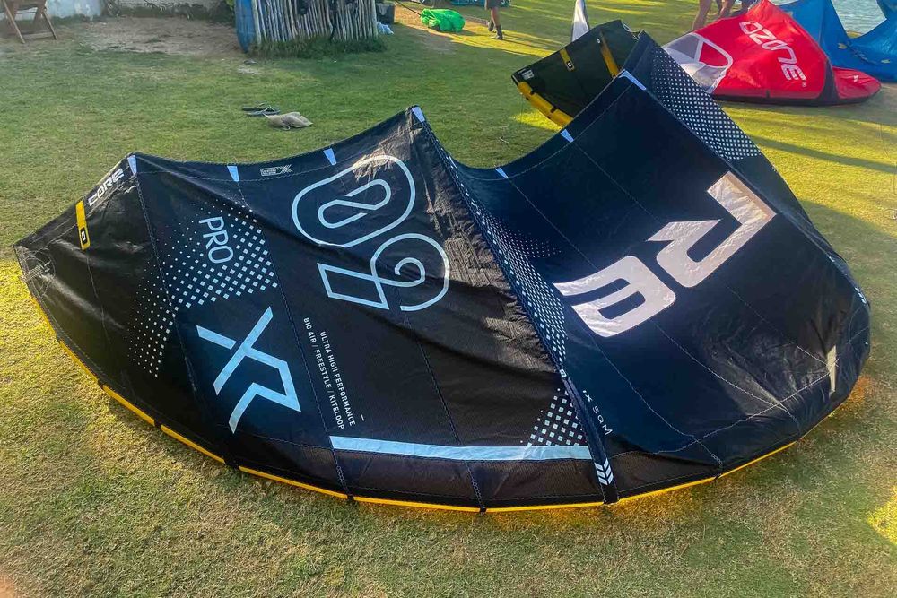 9m Core XR PRO 8m Ozone Kite zmeu kitesurf kitesurfing kiteboarding
