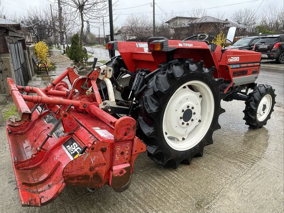 Tractor japonez Shibaura D288 4x4 freza de sol