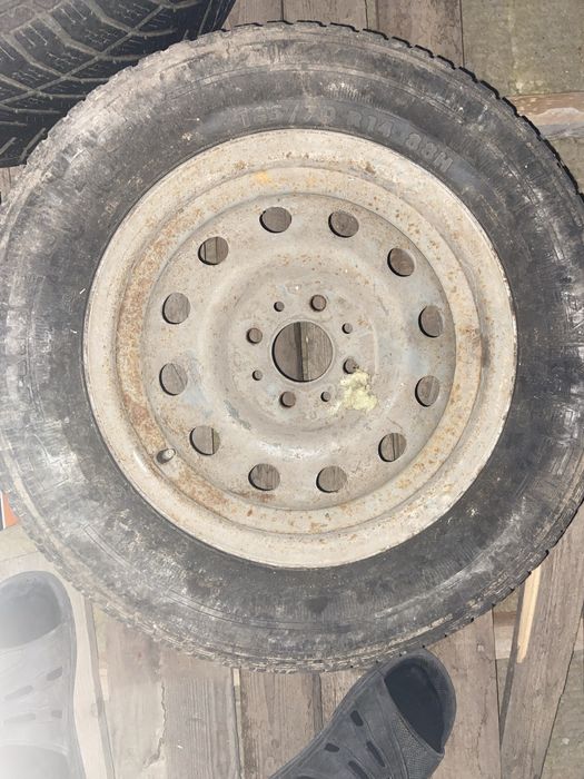 R14                    Шины