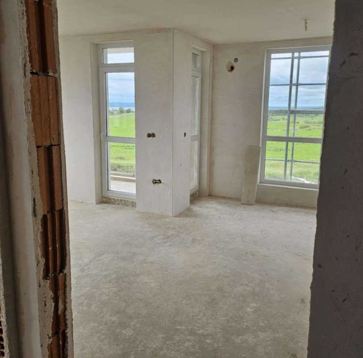 Продава се Тристаен апартамент в Бургас, Меден рудник - зона Б - 96 кв.м за 1011 €/кв.м - Снимка #1