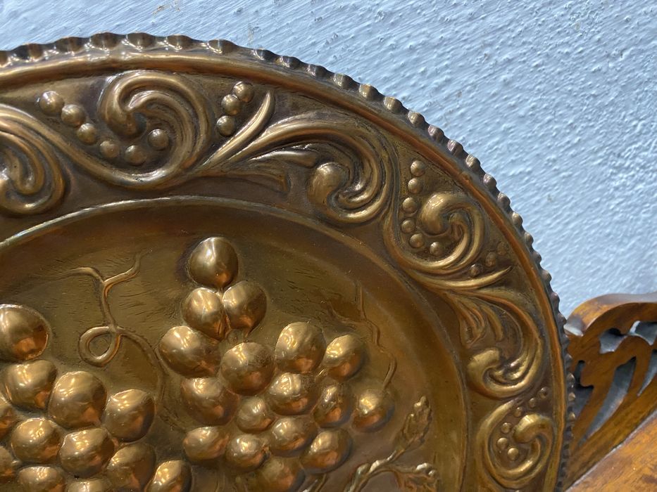 Медно пано за стена