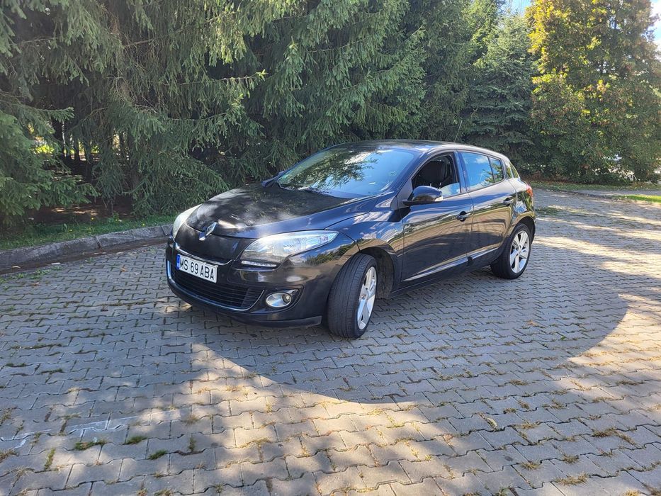RENAULT Megane
