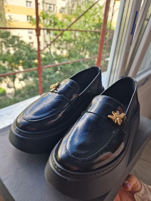 Pantofi din piele - interior/exterior- mărime 34