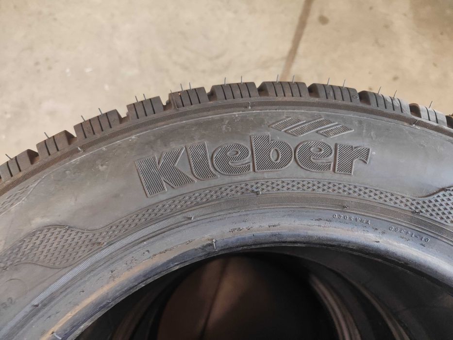 4бр.зимни гуми 215/60/16 Kleber