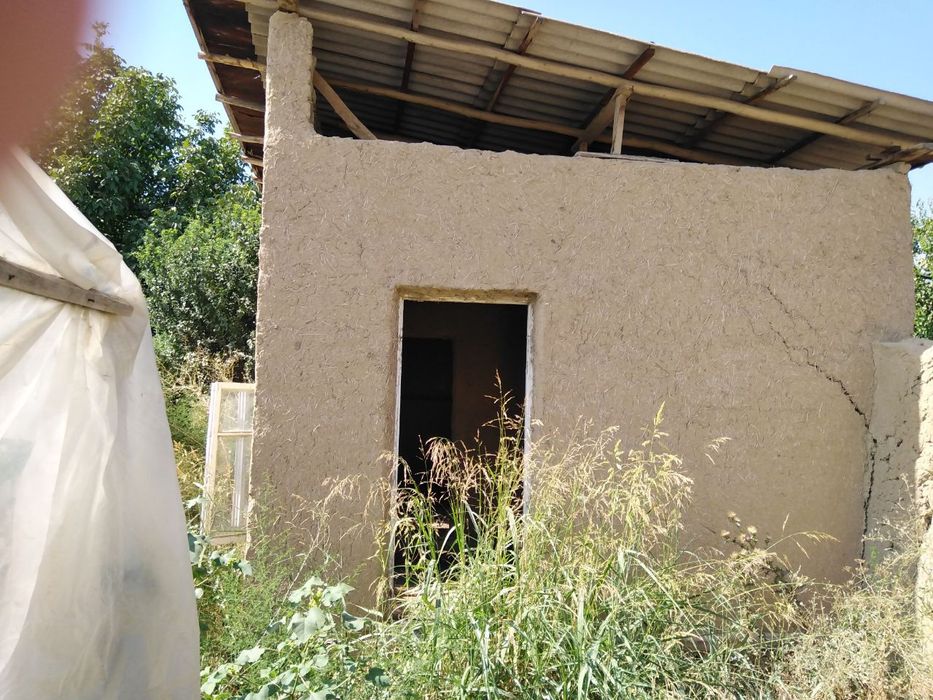 Ховли уй сотилади 12 соток