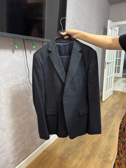 Костюм тройка очень хорошего качества