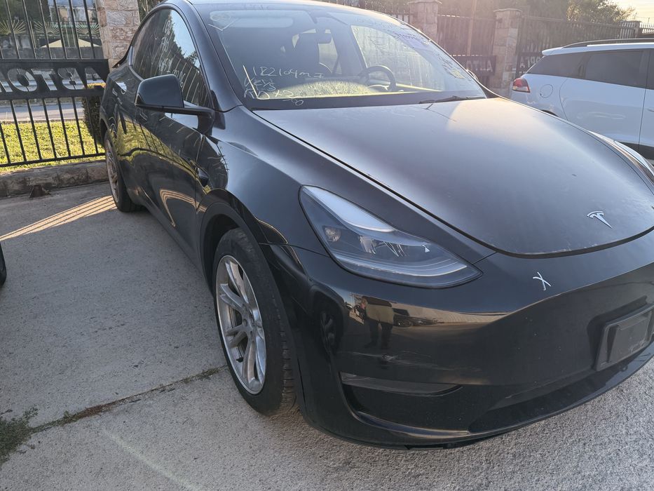 На части Тесла модел Y , tesla Y