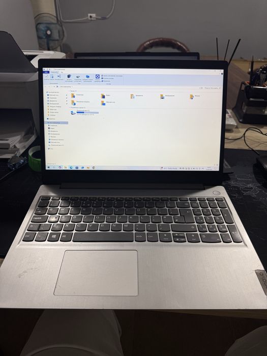 notebook core i3 manmcha annigini uzimam biomiman torisi