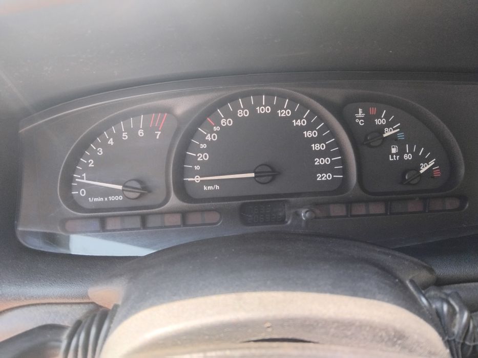 Опел вектра 1.6/ 16v/101к.с.