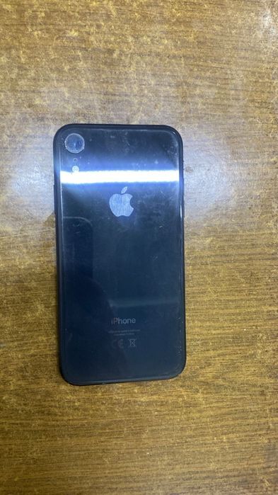 продам айфон хр в хорошем состояние