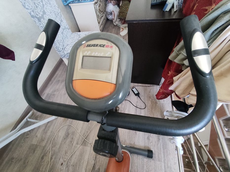 Тренажерный велосипед