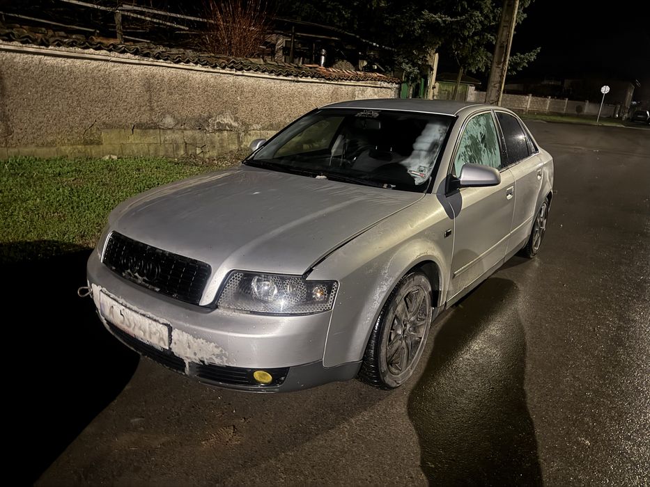 Ауди а4 1.8т на части