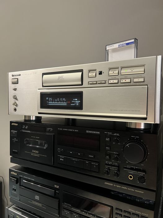Pioneer DAT D-80