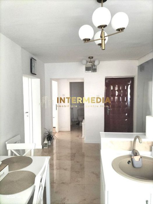 Apartament 3 camere 2 bai, parcare, CETATE mobilat si utilat complet