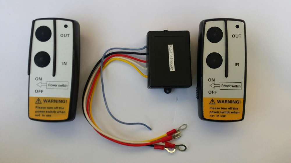 Set telecomanda universala pentru troliu electric noua,la 12V