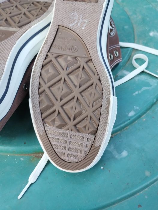 Converse 39 perfecți