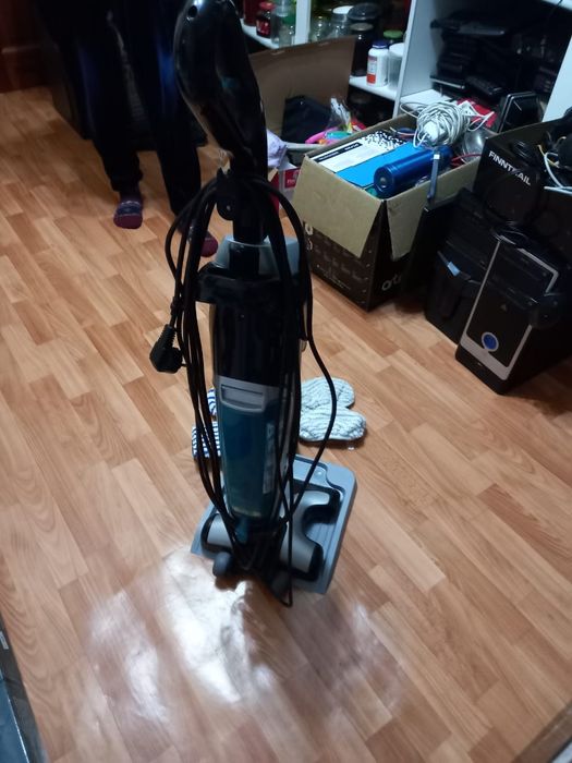 Пылесос tefal вертикальный новый.