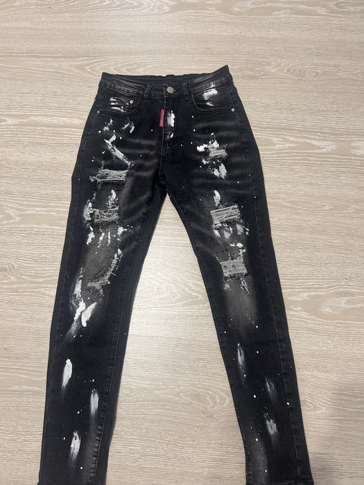 Дънки на DSQUARED2