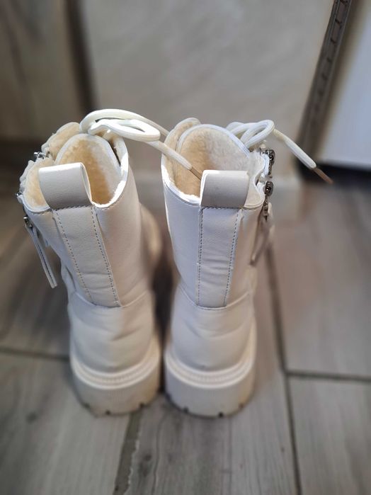 Топли дамски боти-37