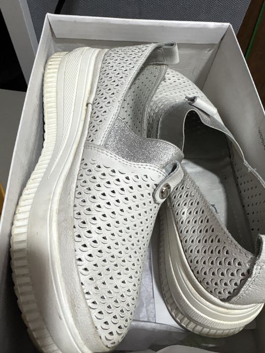 Лоферы женские летние