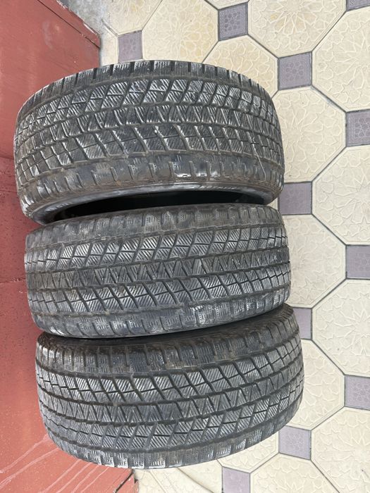 Зимние шины камри 70 235/45/18