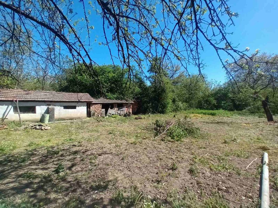 Продава се Къща в с. Девенци, Област Плевен - 140 кв.м за 110 €/кв.м - Снимка #3