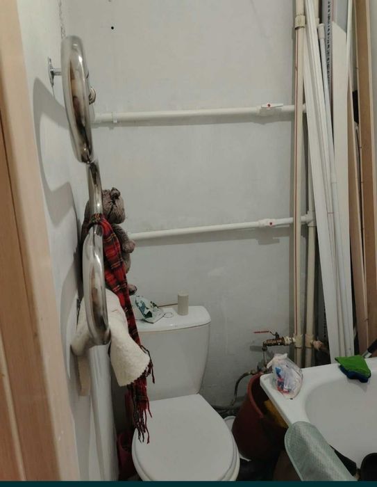 Продам квартиру - студию.