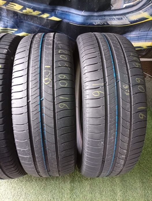 205 60 16 Michelin  80 lei bucata