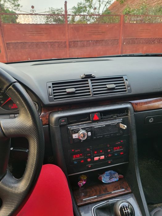 AUDI A4 2002 — imagine 3