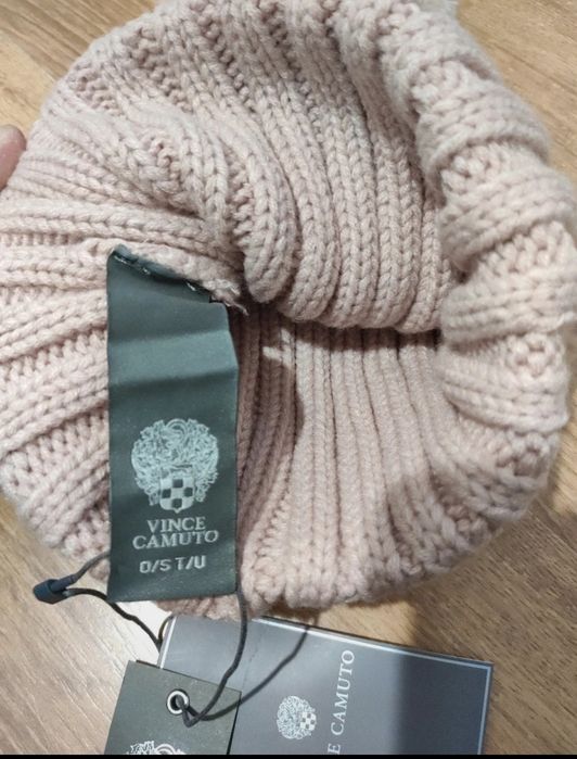 Căciulă damă cu pompon