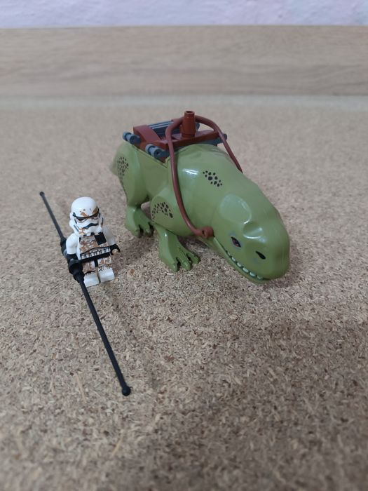 Продам дьюбека с фигурок лего