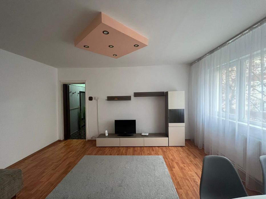Vand apartament 2 camere